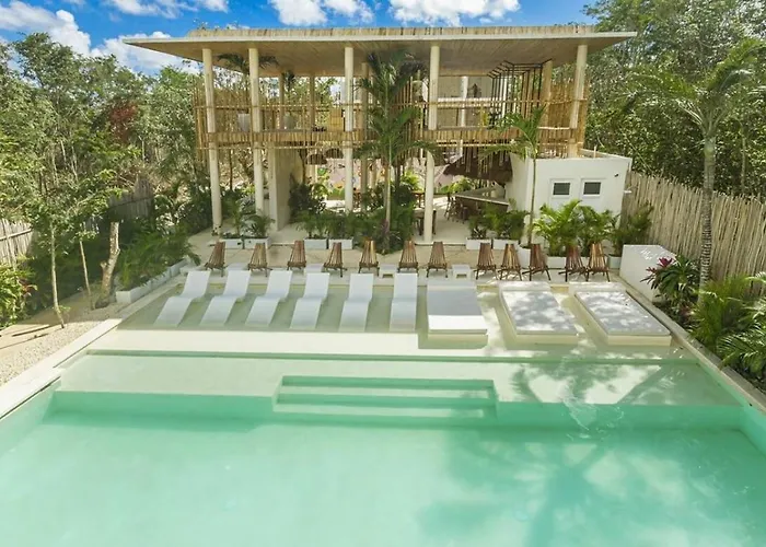Muuk * Tulum